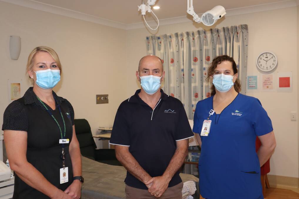  Pictured in the soon to be upgraded EGHS birthing suite are Acting Director Clinical Services Rebecca Peters, EGHS Building for the Future Foundation Chair David Hosking and Manager of Acute Services Tracey Walters.
