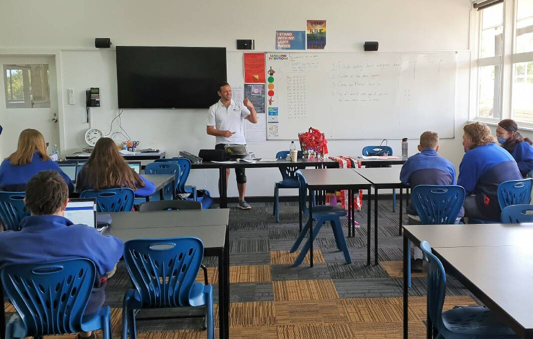  CLASS: Shearing Contractor, Roger Pearse, speaks to Ararat College students about a career in the industry as part of Central Grampians LLENs School-Employer Engagement Program. Picture: CONTRIBUTED. 