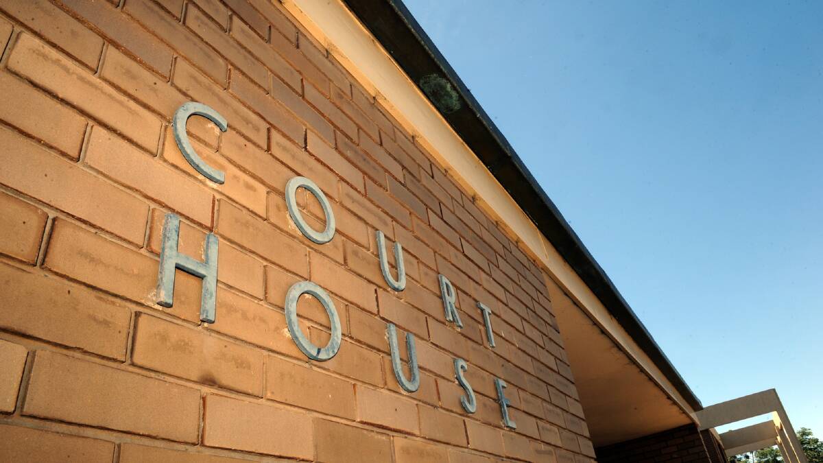Man bashed driver after daughter left on bus for six hours, court hears