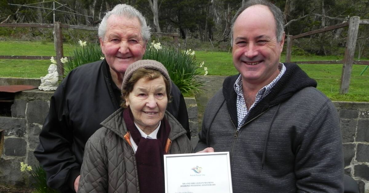 CELEBRATIONS: Leo and Doreen Watkins are presented a certificate commemorating their 60-year diamond annivesary by Ararat Rural City mayor Paul Hooper.