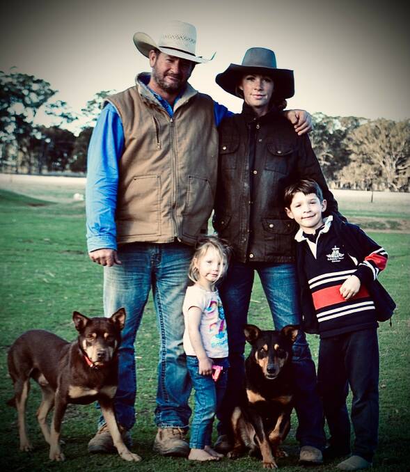 SALE TOPPER: David and Sarah Lee with children Ivy and Tommy and world record dog Hoover (on left) 