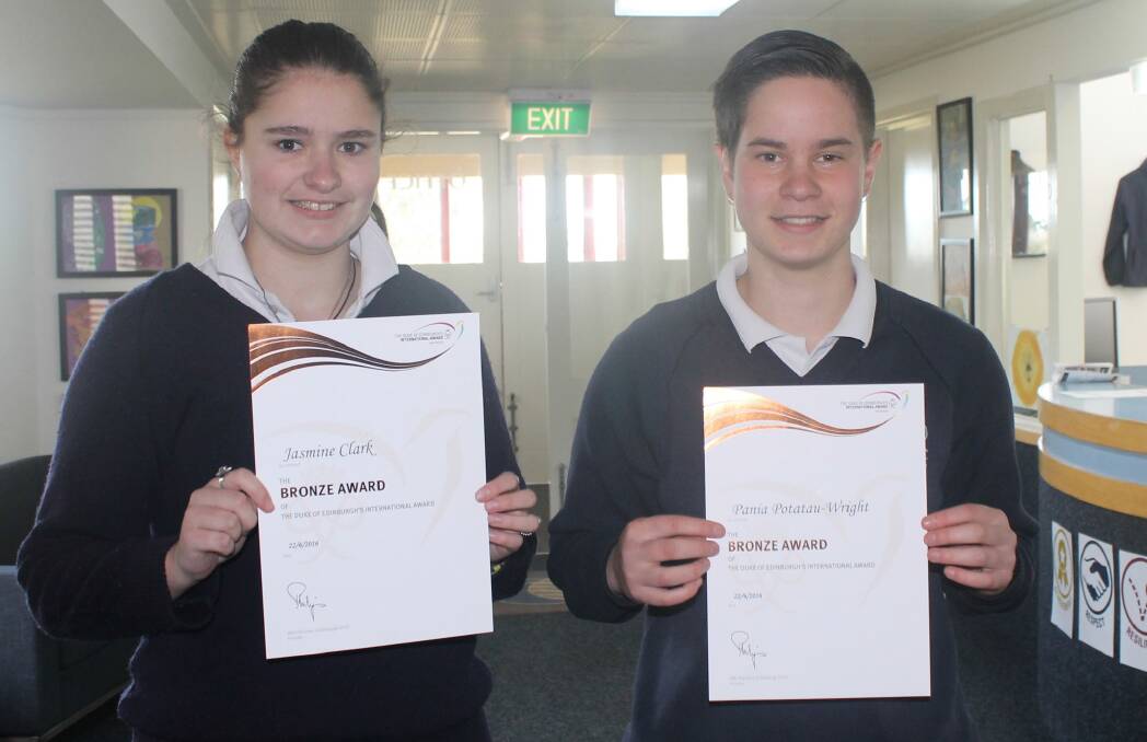 BUILDING SKILLS: Lake Bolac P-12 College students Jasmine Clark and Pania Potatau-Wright have completed their Duke of Edinburgh Bronze Awards. Picture: CONTRIBUTED