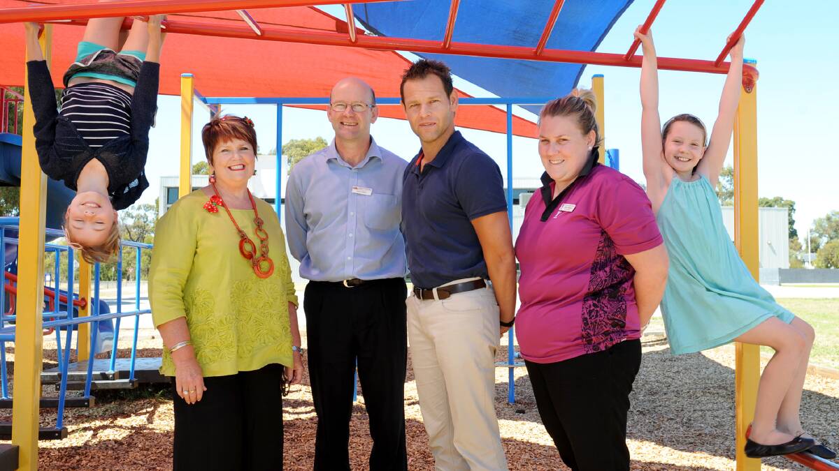 Grace Hermans, mayor Pam Clarke, Horsham Rural City Council director of community services Kevin O'Brien, YMCA area manager Scott Bryant, YMCA Horsham Aquatic Centre manager Sam Winter and Maddie Carracher. Picture: OLIVIA PAGE