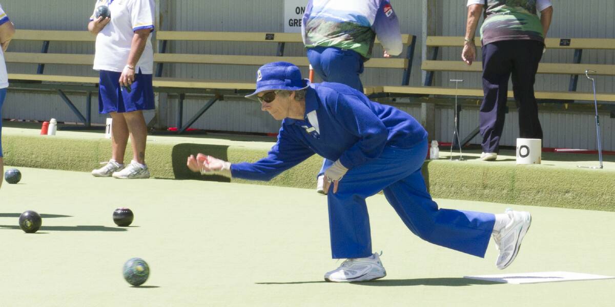 SET: Stawell's Rita Pyke plays her shot during the Grampians Bowls Division midweek match against Chalambar on Monday. Picture: Peter Pickering