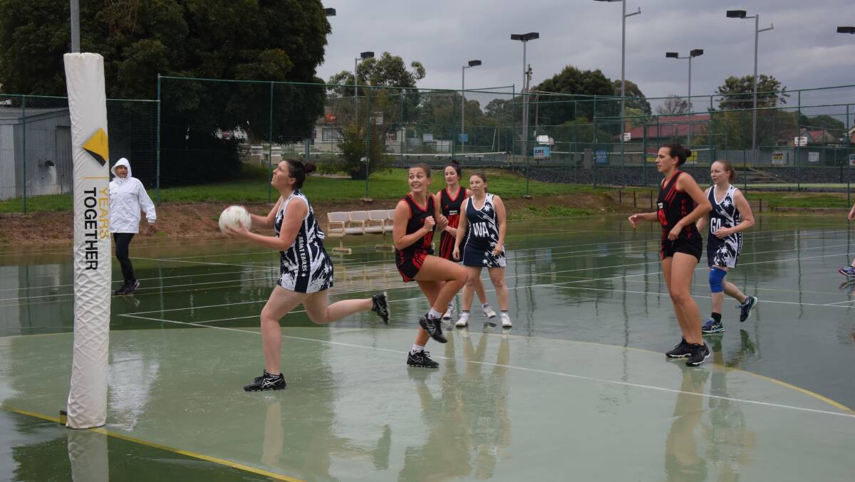 CLEAR SHOT: Ararat Eagles' Alana Jenkins takes a shot at goal during the clash with Penshurst in Ararat during round six. Picture: Adam Hill