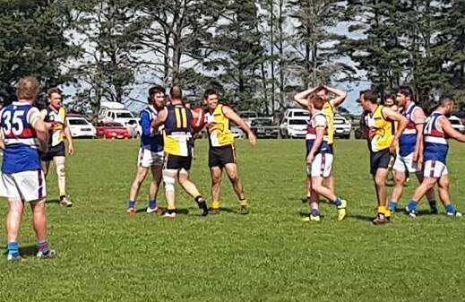 SHOVE: It was a heated match between SMW Rovers and Hawkesdale-Macarthur on Saturday. Picture: Adam Hill