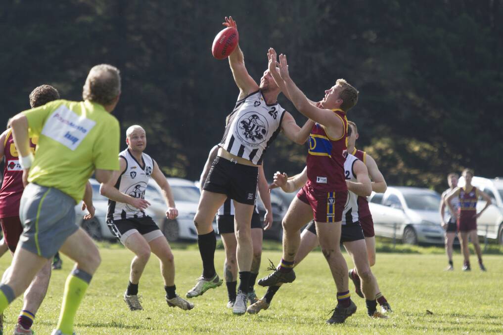 STRENGTH: Wickliffe-Lake Bolac's Brad Keilar tries to hold out his Glenthompson-Dunkeld opponent in a contest. Picture: Peter Pickering