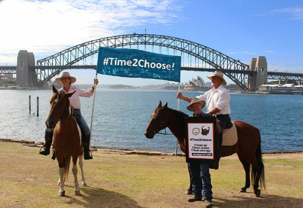 He rode a horse over Sydney Habour Bridge, now his inviting his mates