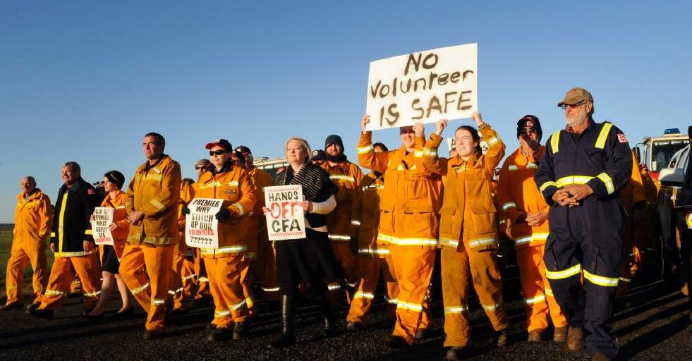 Country Fire Authorities protest against a new workplace agreement during the Premier of Victoria's visit to Ararat.