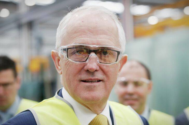 Prime Minister Malcolm Turnbull visited the CSR Viridian glass facility in Canberra on Monday 23 October 2017. Fedpol. Photo: Andrew Meares 