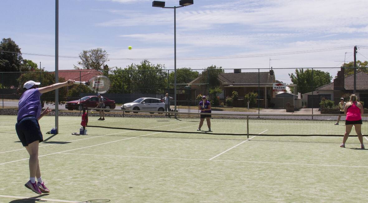 Ararat and Crowlands remain undefeated after two rounds of the Ararat and District Tennis Association 2014/15 season.