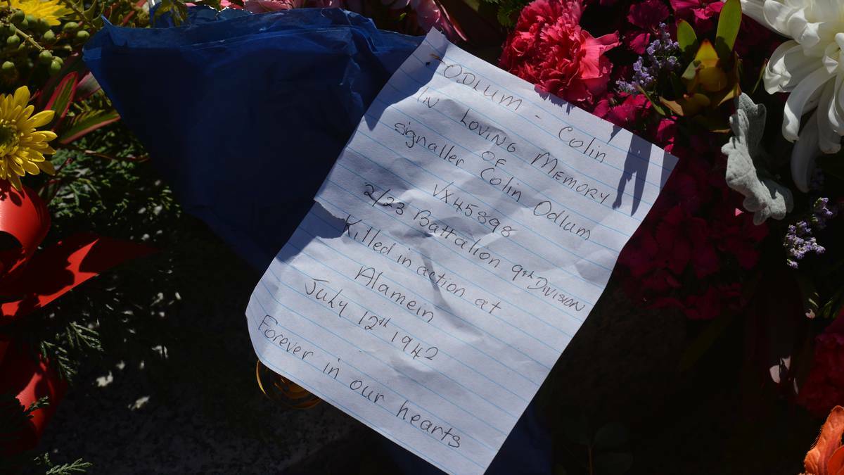 BENDIGO: Flowers honouring the fallen, at the Anzac Day service at Pall Mall. Photo: Bendigo Advertiser.
