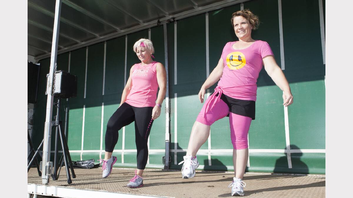 Kelli Holtham-Felini and The Biggest Loser's Sharon Basset lead the warm up class.