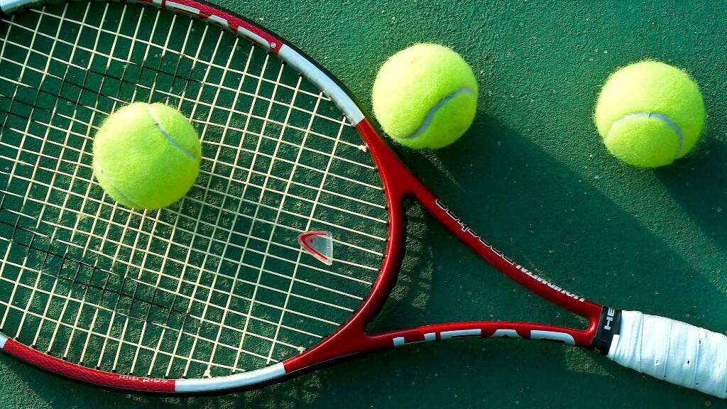 Thrilling battle in penultimate round of Ararat tennis