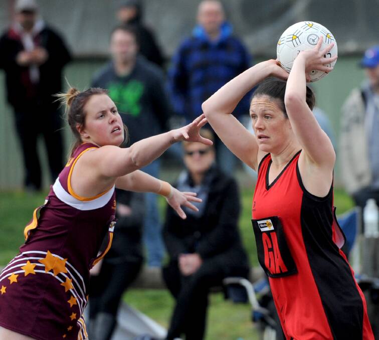 OPTIONS: Stawell's Jemma Clarkson looks for a pass in her sides semi-final win over Warrack. Clarkson will be important to Stawell hopes. Picture: SAMANTHA CAMARRI