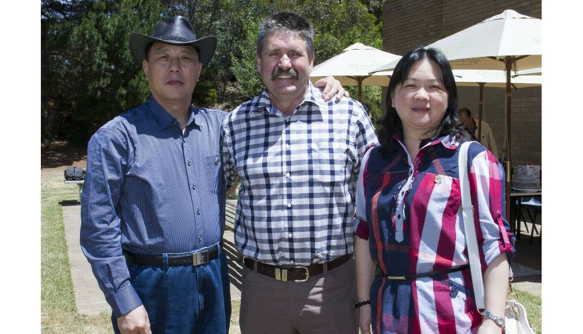 Ararat Rural City Mayor Cr Ian Wilson with Taishan Chairman Mr Tan and Deputy Ms Huang during a Chinese Sister City delegation visit to celebrate the 155th anniversary of the founding of Ararat by the Chinese in 1857.
