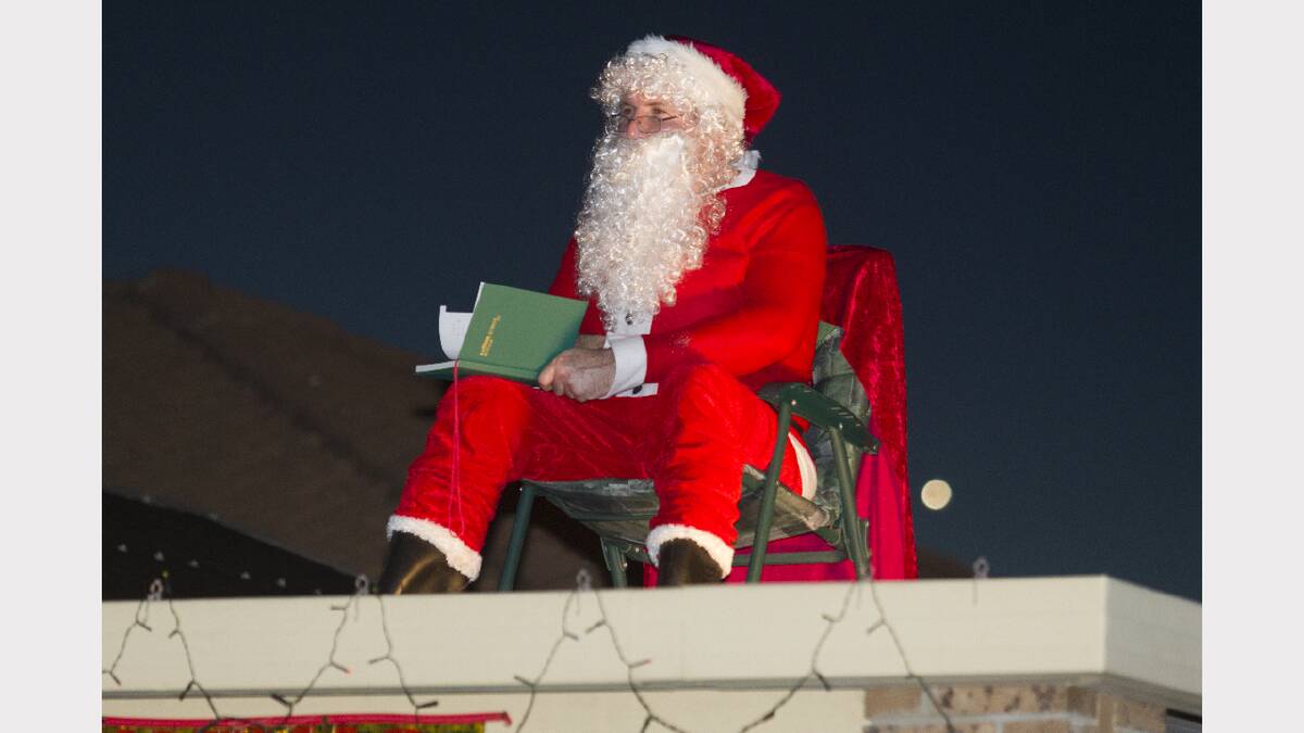 Santa made his visit to McLellan Street in Ararat on Christmas Eve.