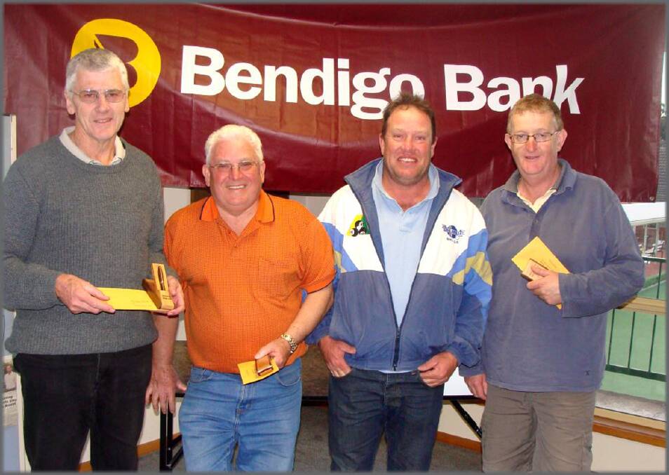 Bendigo Bank Ararat Open Setsplay Classic Pairs tournament runners-up Allan Mathison and John Smith with winners Tony Carra and Chris Young.