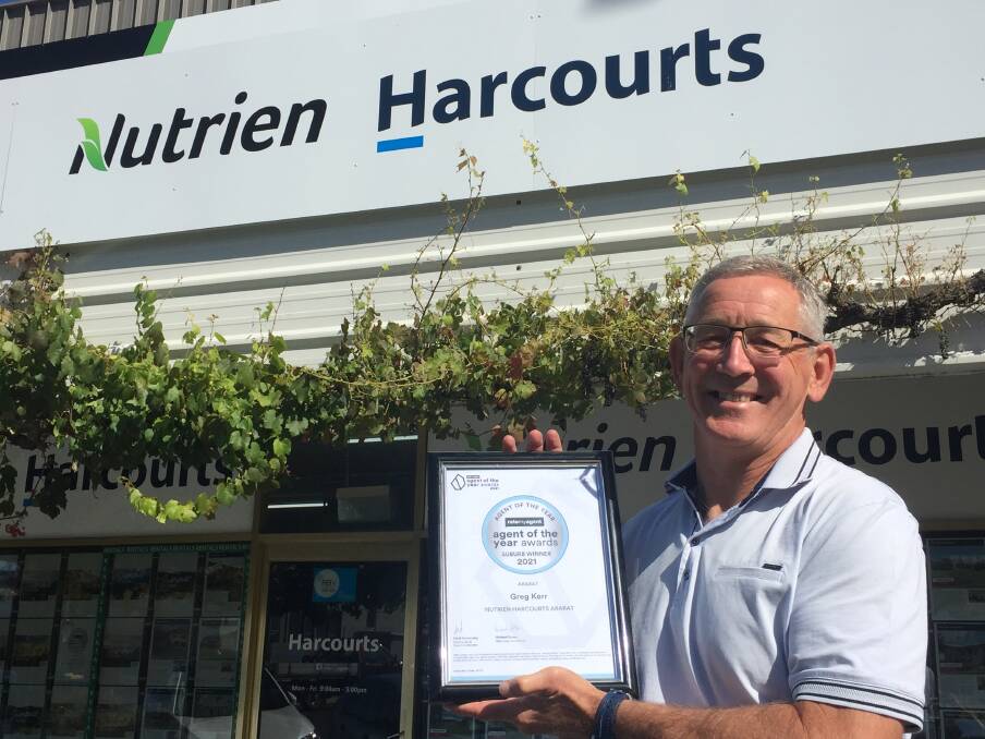 AGENT OF THE YEAR: Greg Kerr with the RateMyAgent 2021 Ararat Agent of the Year award. Picture: KLAUS NANNESTAD