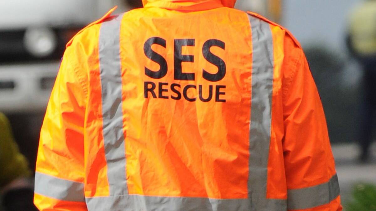 Police, SES rescue family of five in Grampians
