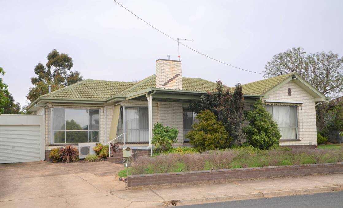 House of the week ~ 7 Allen Crescent, Stawell