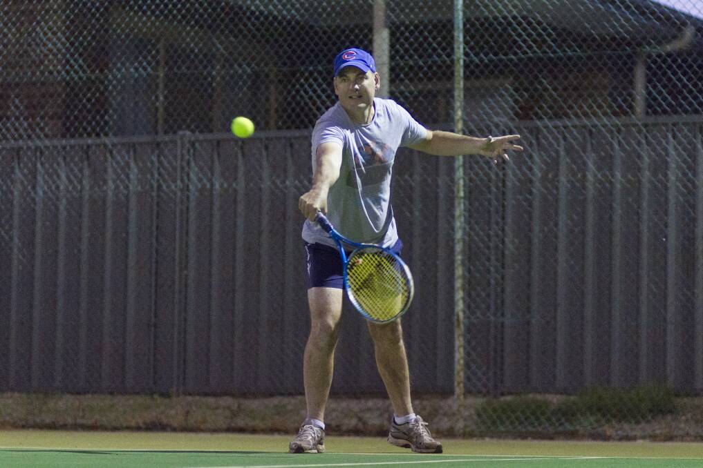 BALANCED: Rob Weppner plays a backhand stroke during the first round of the new season on Wednesday night. Picture: Peter Pickering
