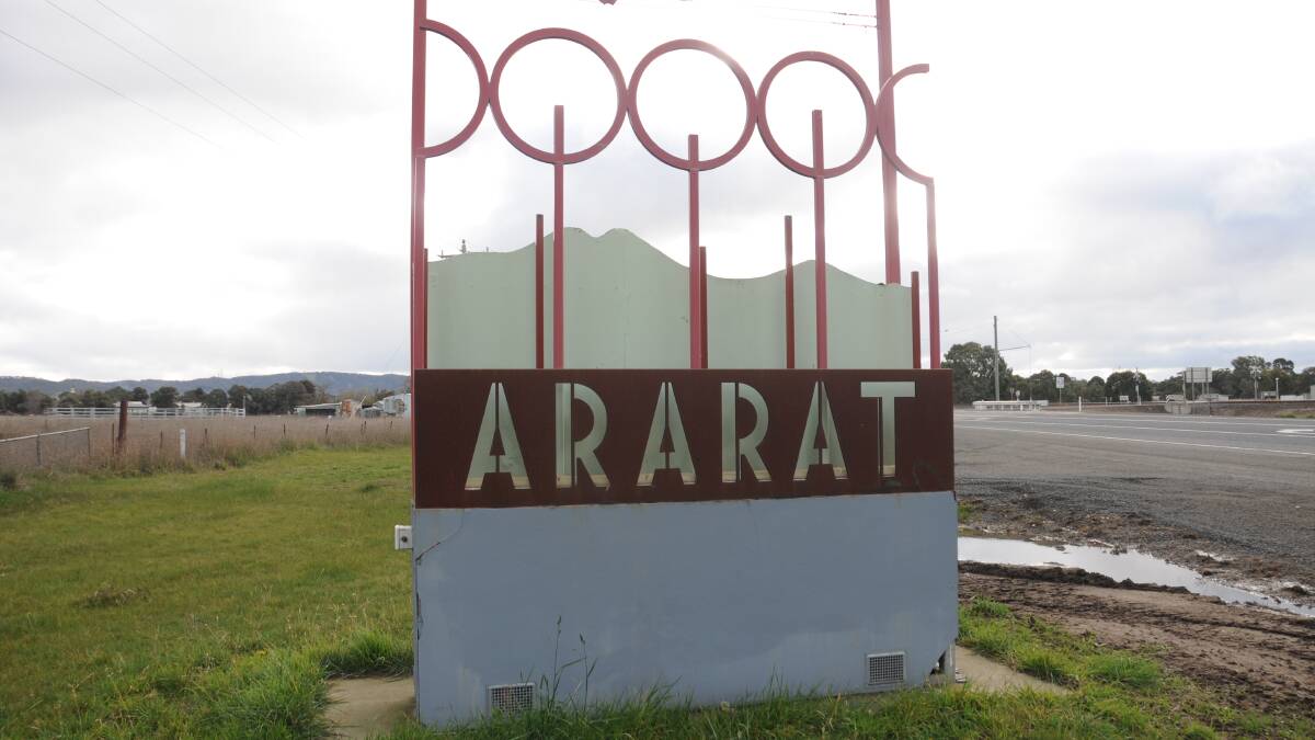 Dual income family to become homeless in Ararat