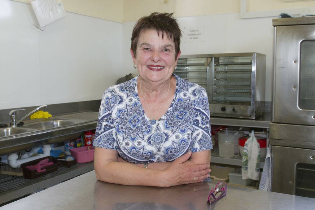 RETIRES: Wendy Hooper has announced her retirement from Stawell 502 Primary School's canteen. Picture: PETER PICKERING