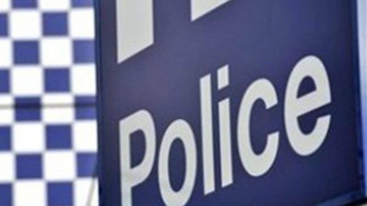 St Arnaud Police arrest two offenders
