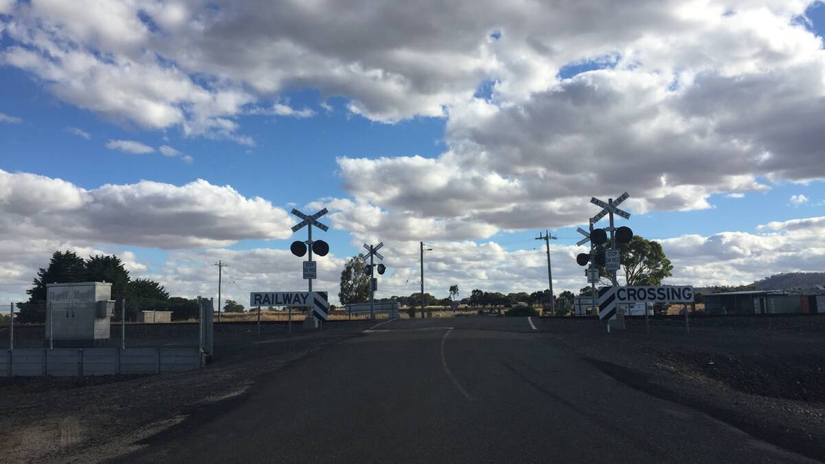 The Heath Street level crossing is one of the areas that would be improved under Ararat Council's proposed plan. 