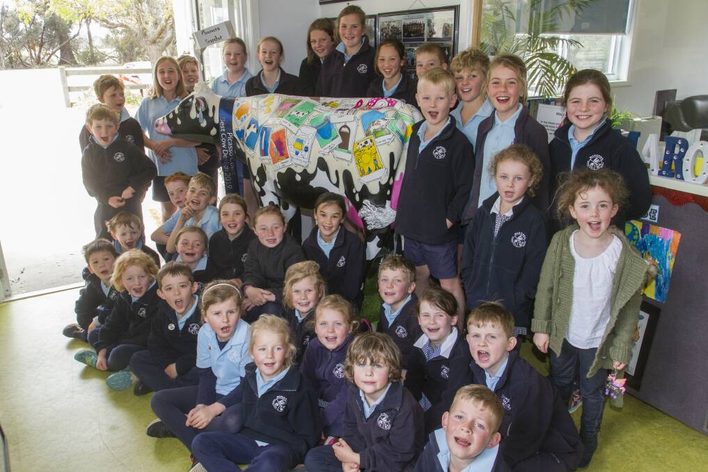 WINNERS: Maroona Primary School students win a national competition for their decorated Picasso cow. Picture: PETER PICKERING.