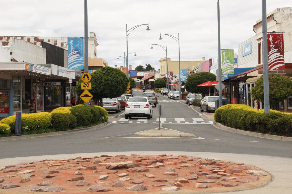 BUSY: Stawell's Main Street has been a hive of activity. Picture: LACHLAN WILLIAMS