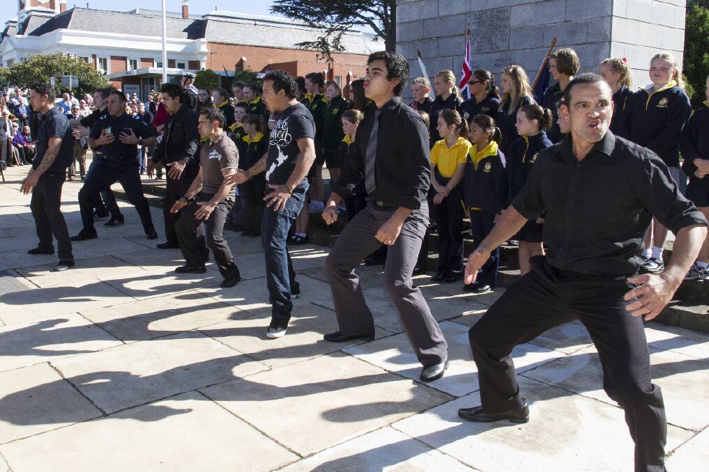 Taine Pearse (second from right) and father Roger (right) together with members of Ararat s New Zealand community perform the Haka at the Anzac Day service. Picture: PETER PICKERING
