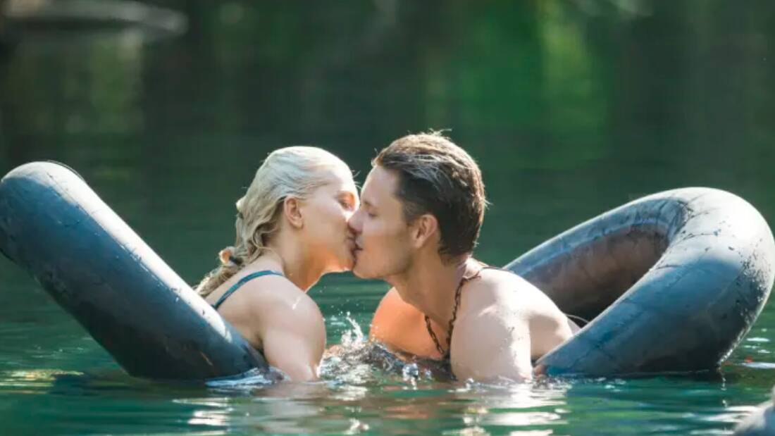 Ali's picture-perfect date with Todd ended with kisses in a local waterhole. Picture: NETWORK TEN 