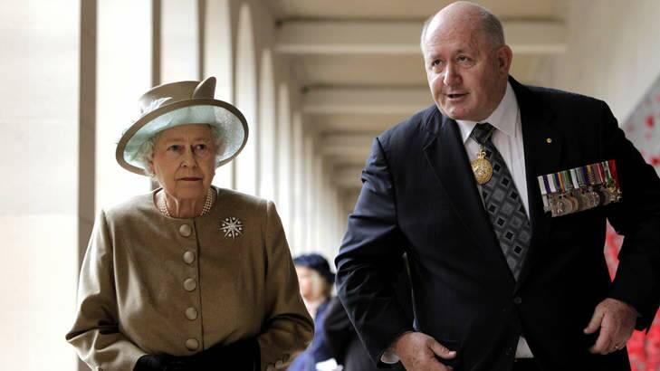 Peter Cosgrove, as chairman of the Australian War Memorial Board, with Queen Elizabeth ll at the War Memorial in Canberra. Photo: Ray Strange