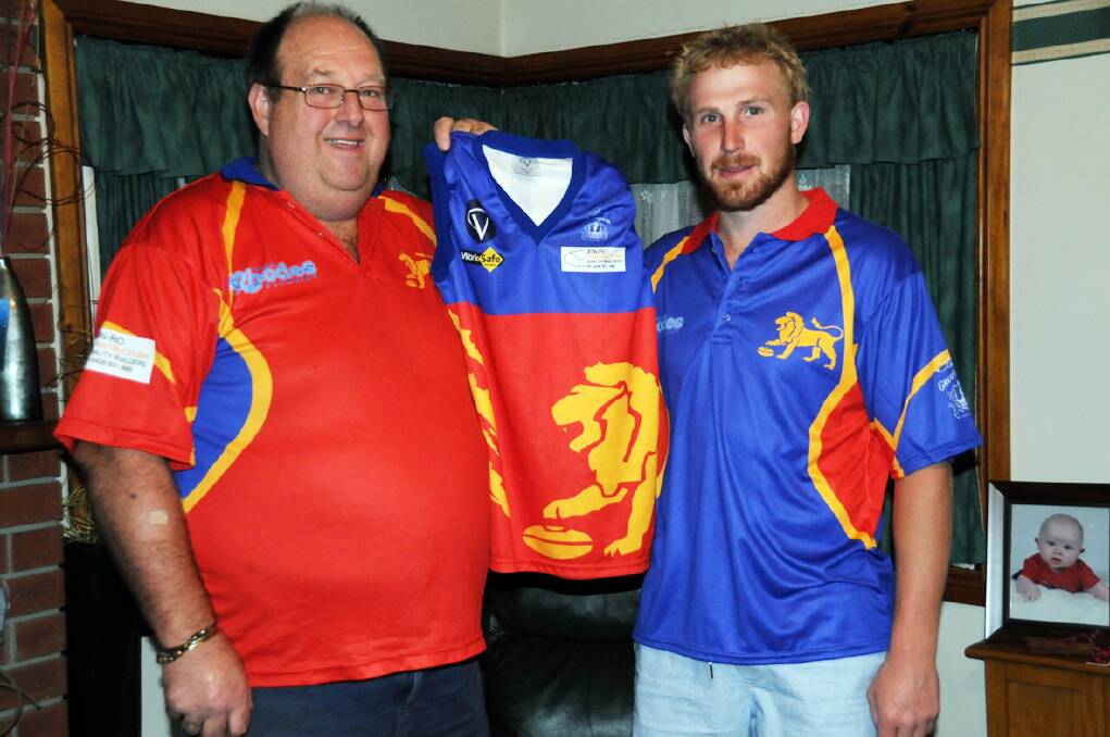 Great Western president Rodney Matheson with newly appointed senior coach Nick Thomas.