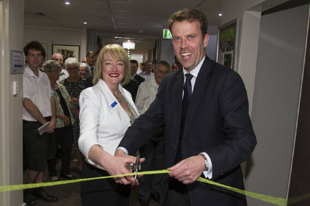 Ararat Regional Health president Louise Staley and Member for Wannon, Dan Tehan officially open the new Dialysis and Oncology Unit in Ararat.