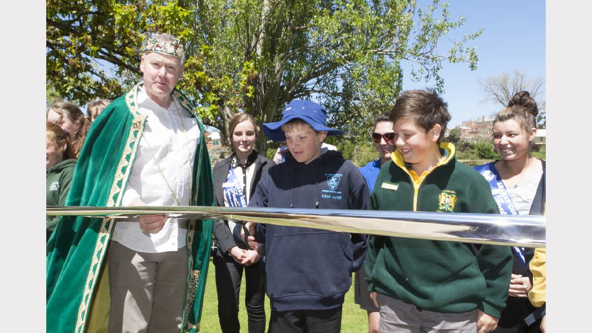Ned had the honour of cutting the ribbon to open the Festival.
